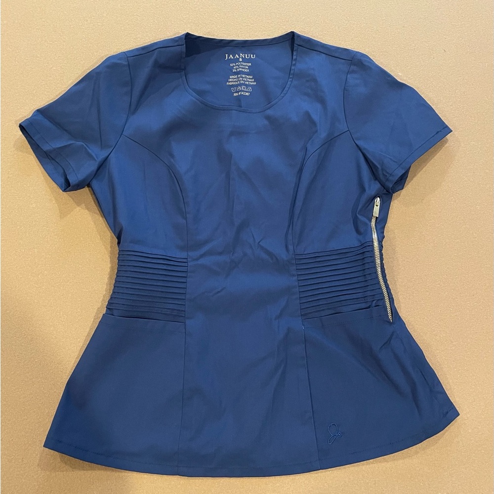 Jaanuu Blue Scrub Top Small
